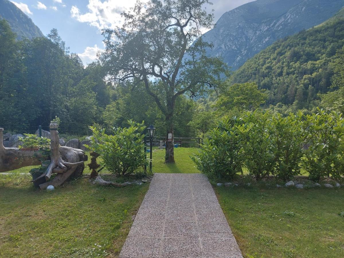 Apartmaji Katrc Soča Esterno foto